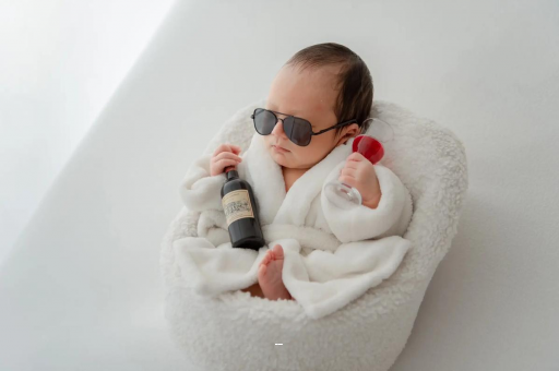 百色宝宝拉白色粘液